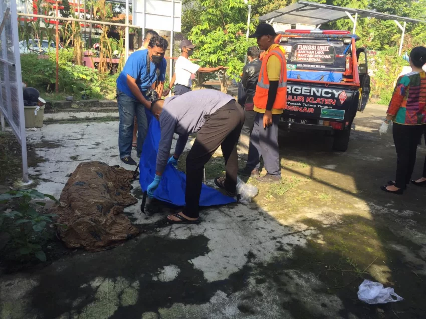 Seorang Perempuan Tua Di Temukan Sudah Tak Bernyawa Di Halaman Pc Bhayangkari Klaten