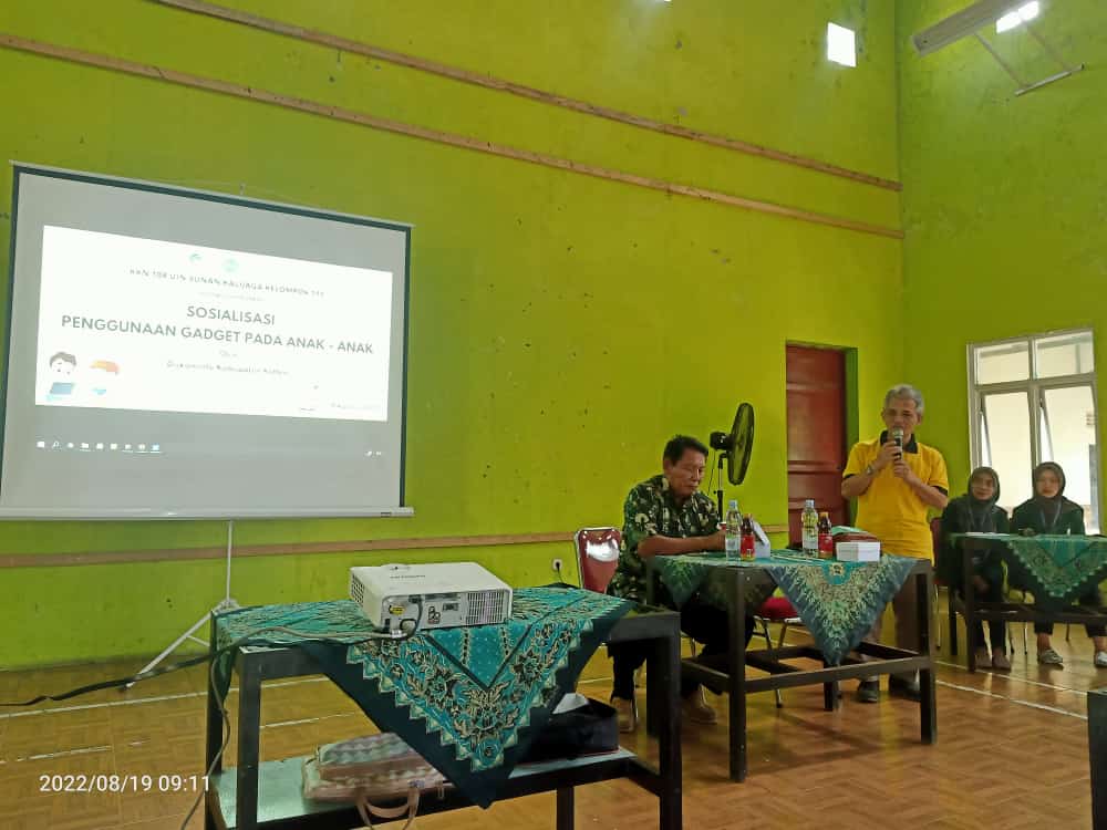 10 Mahasiswa UIN Yogyakarta, Dampingi Generasi Kwaren Klaten Bijak Bermedsos