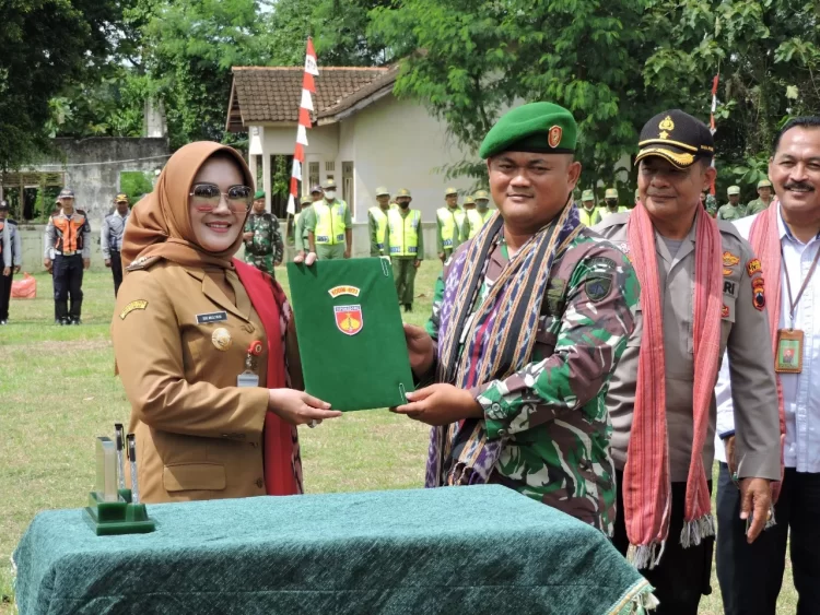 Bupati Klaten Resmi Buka Karya Bakti Mandiri Di Dua Desa