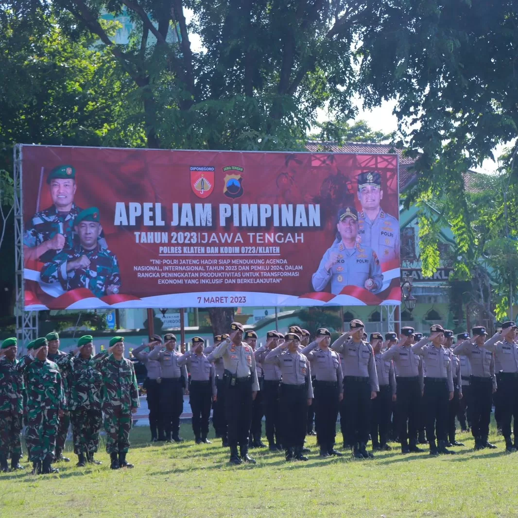 Polres Klaten dan Kodim 0723/Klaten melaksanakan apel gabungan sinergitas TNI-Polri