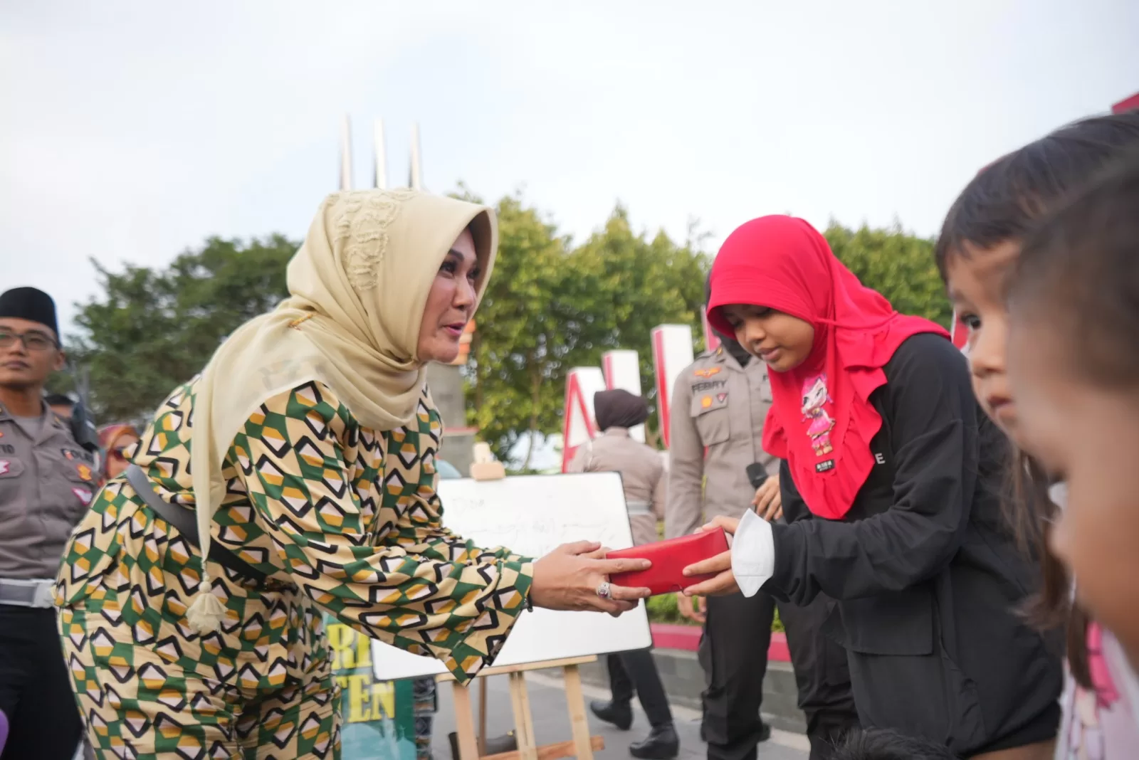 ASN Klaten Berbagi, Berbagi Berkah di Bulan Suci